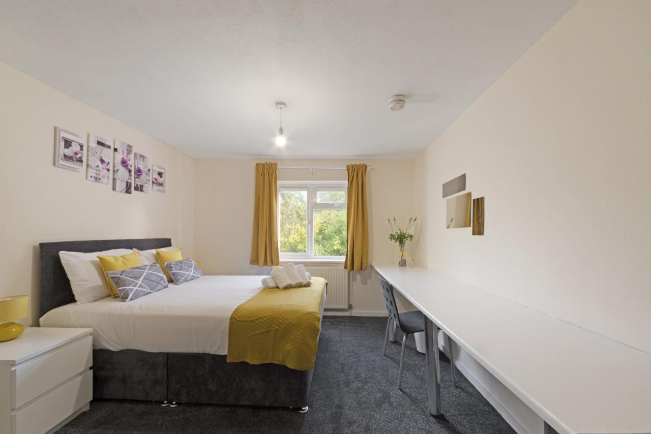 K Suites - Deerswood Avenue Hatfield  Exteriör bild