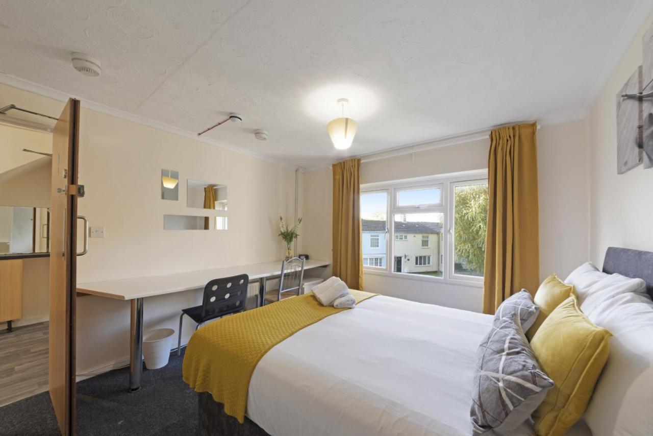 K Suites - Deerswood Avenue Hatfield  Exteriör bild